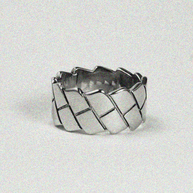 Rhombus Ring.