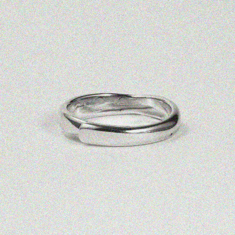 Ember Crack Ring