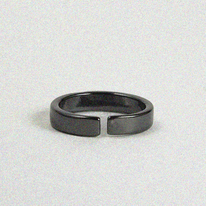 Black Larvae Ring.
