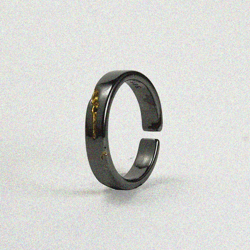 Black Larvae Ring.