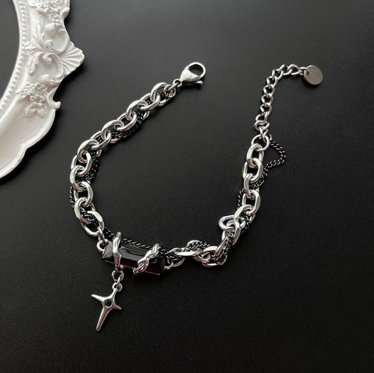 Gelang Astral Hitam