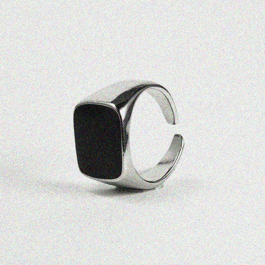 Black Mirror Ring.