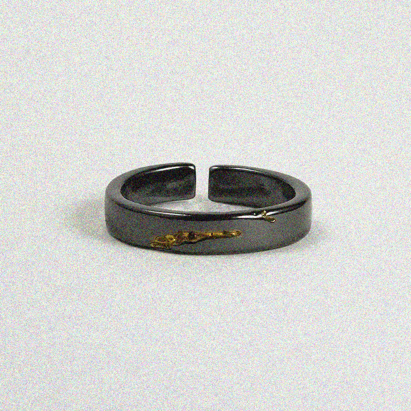 Black Larvae Ring.