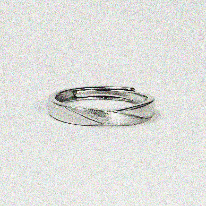 Solitude Ring.