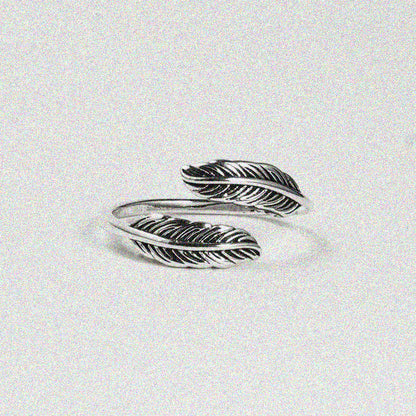 Vintage Feather Ring.