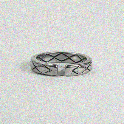 Crossing Fate Ring.
