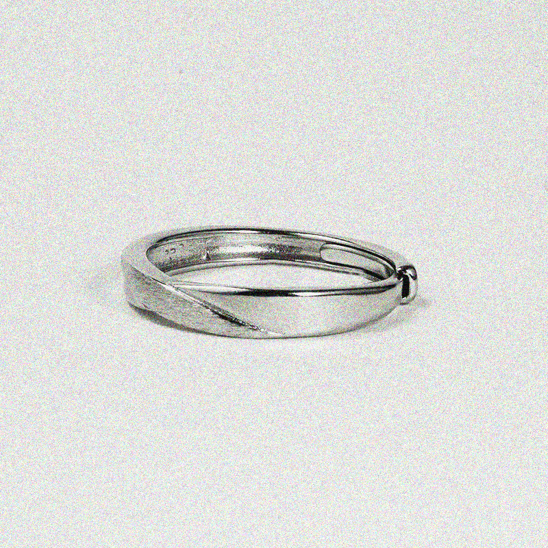 Solitude Ring.