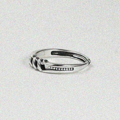 Claws Strike Ring