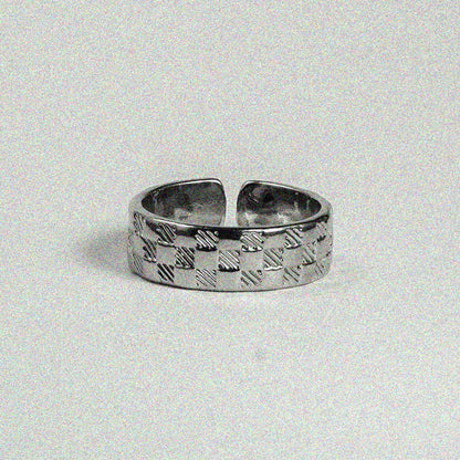 Checker Ring