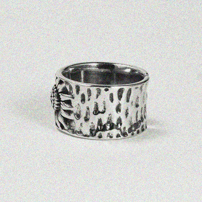Vintage Flower Ring.