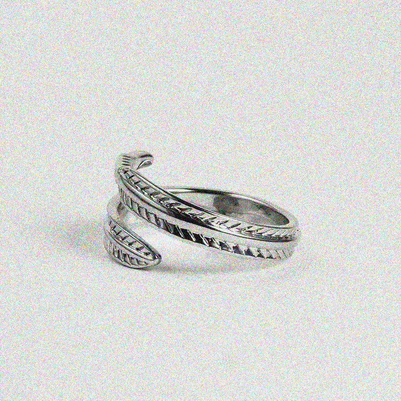 Featherweight Ring