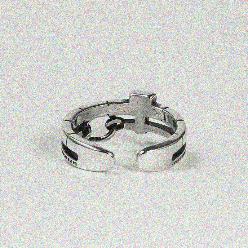 Radiance Hook Ring.