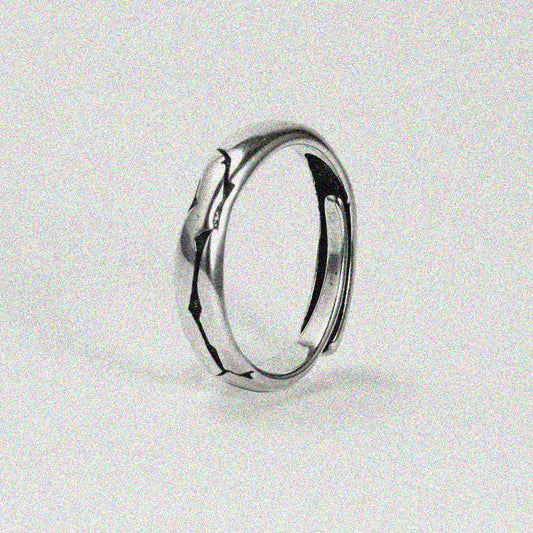 Ember Crack Ring