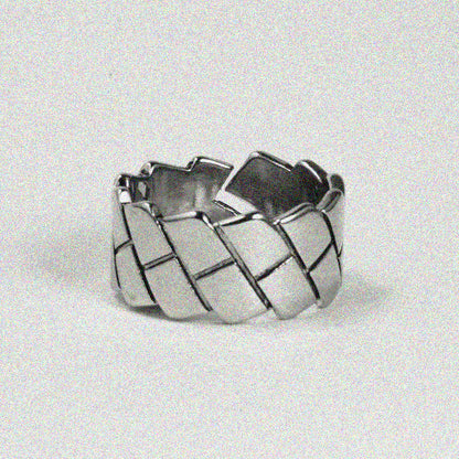 Rhombus Ring.