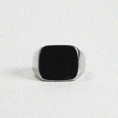 Black Mirror Ring.