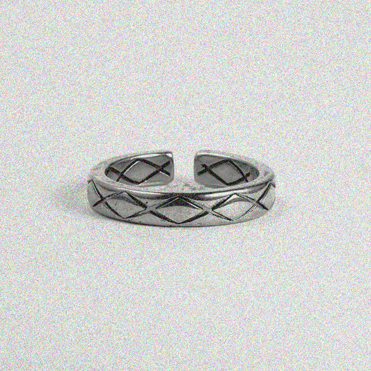 Crossing Fate Ring.